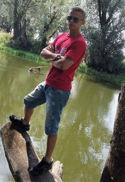  ,   Igor, 32 ,   ,   , c 
