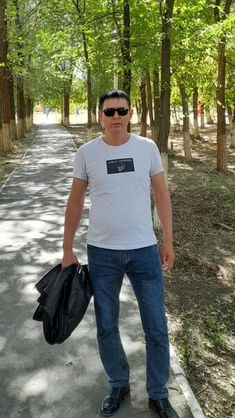  ,   Rizabek, 39 ,   ,   