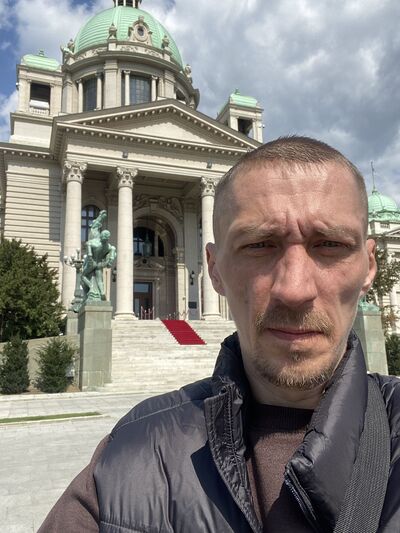  ,   Anton, 39 ,   c 