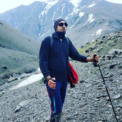 ,   Ayxan, 32 ,   ,   