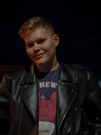  ,   Vadim, 22 ,   ,   