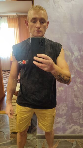  ,   Nikolay, 37 ,   ,   