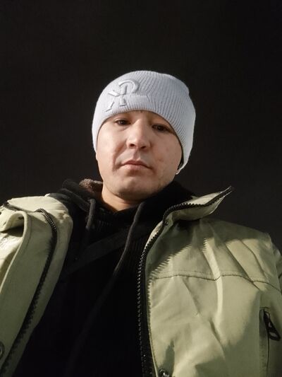  ,   Mansur, 32 ,   ,   