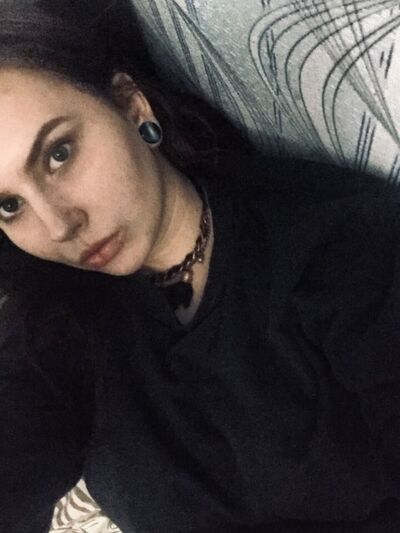  ,   Adina, 25 ,   ,   , c 