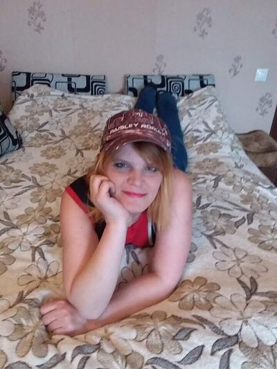  -,   Elena, 44 ,   c 