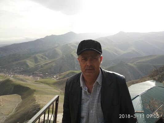  ,   Alisher, 52 ,   ,   , c 