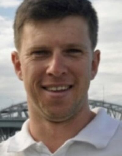 ,   Anton, 45 ,   ,   