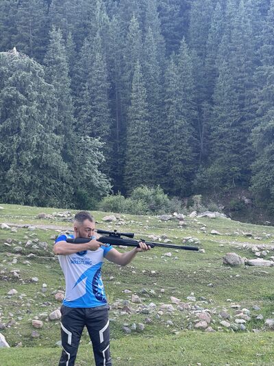  ,   Danik, 37 ,   ,   , c 