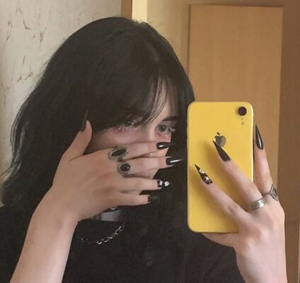  ,   Alice, 21 ,   , 