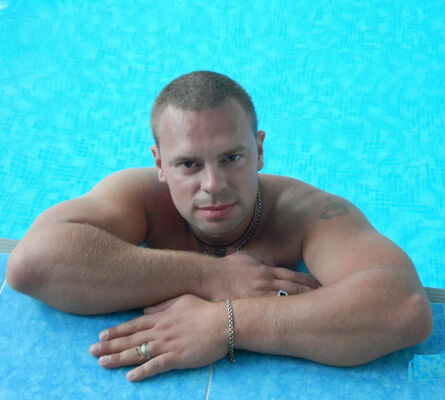  ,   Alex, 43 ,   ,   , c , 