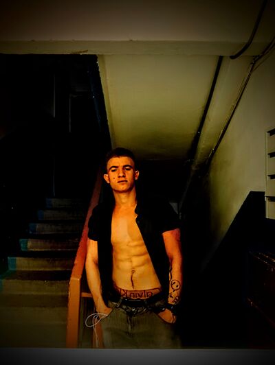  ,   Denis, 23 ,   ,   