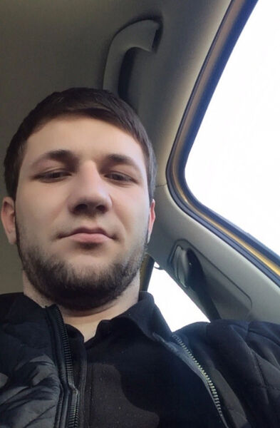  ,   Umar, 28 ,  