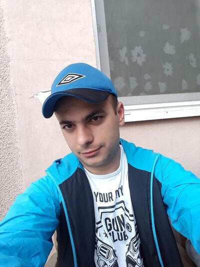 ,   Ruslan, 36 ,   ,   , c 