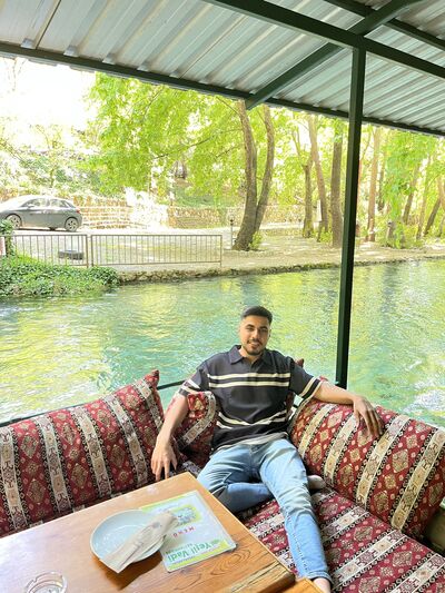  ,   Ferhat, 25 ,   ,   