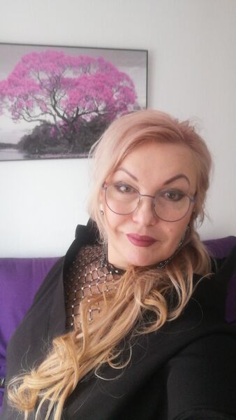  ,   Helga, 53 ,   ,   