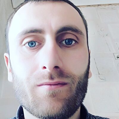  ,   Yan, 40 ,   