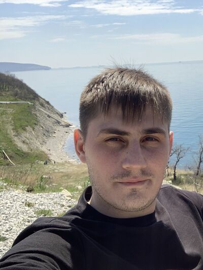  ,   Dmitrii, 33 ,   ,   , c 