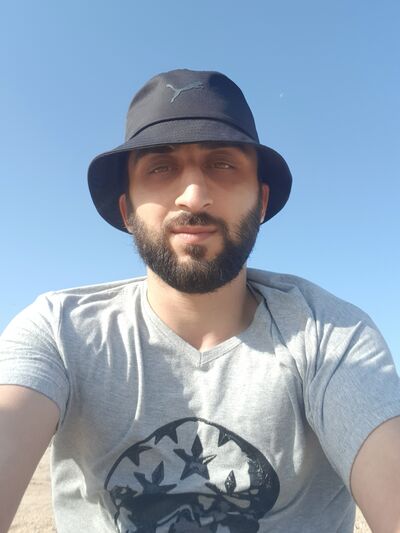  ,   Samir, 33 ,   ,   