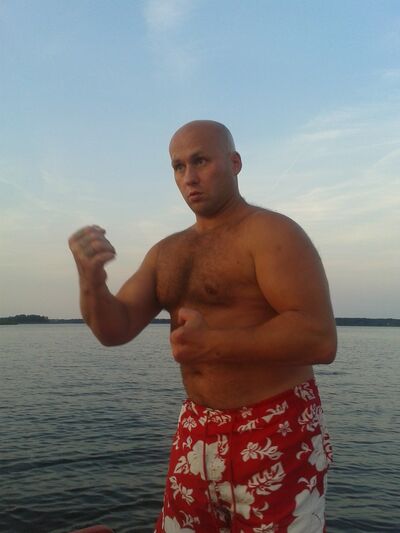 ,   Eduard, 43 ,   