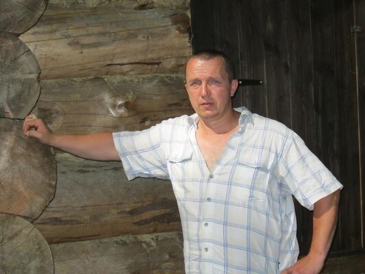  ,   Viktr, 49 ,  