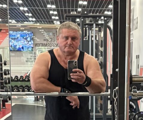  ,   Vitaliy, 51 ,   ,   , c , 