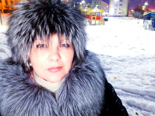  ,   Diana, 43 ,   