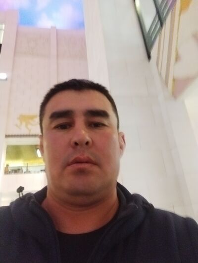  ,   Ilya, 35 ,   ,   