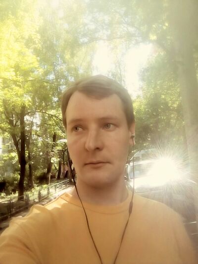  ,   Leo, 37 ,   ,   