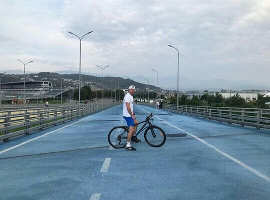  ,   Alex, 41 ,   ,   , c 