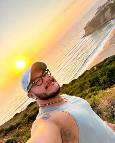  ,   ARTEM, 37 ,     , c 
