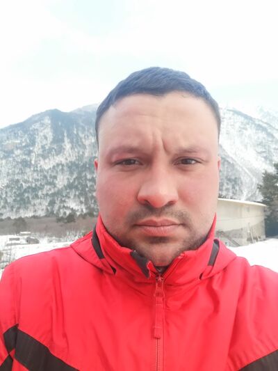 ,   Alex, 37 ,   ,   , 