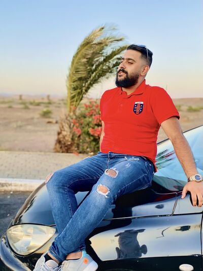  ,   Saad, 32 ,   ,   