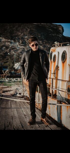  ,   George, 32 ,   ,   