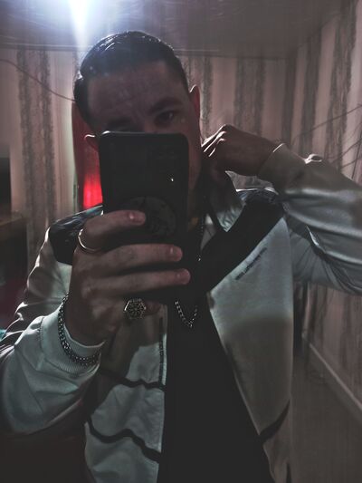  ,   Pavel, 24 ,   ,   , c 