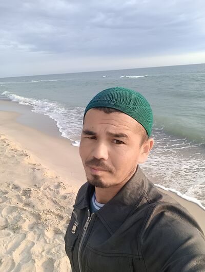  ,   Odiljon, 34 ,   ,   