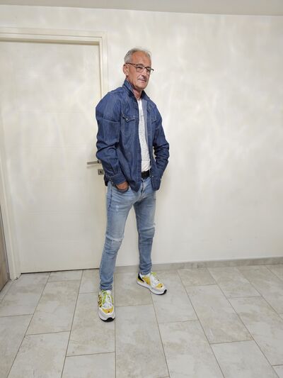  ,   Dragan, 53 ,   ,   