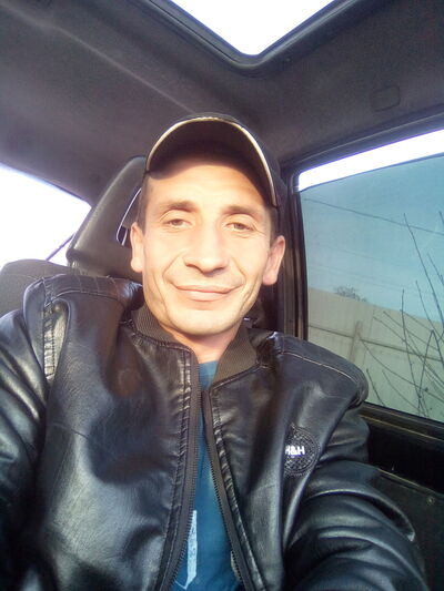  ,   Georgij, 42 ,   ,   , c , 