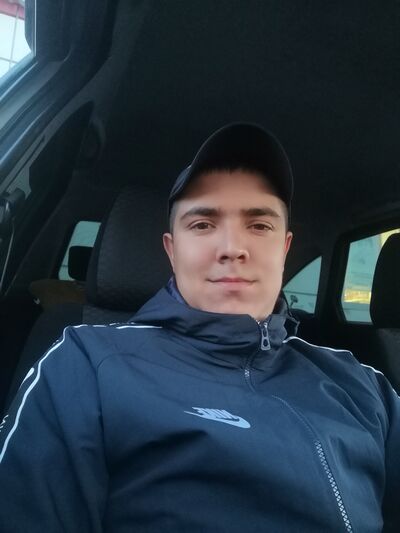  ,   Mikhail, 29 ,   ,   