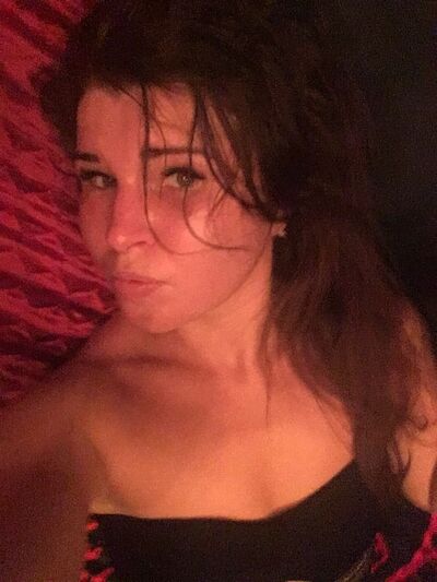  ,   Dolli , 37 ,  