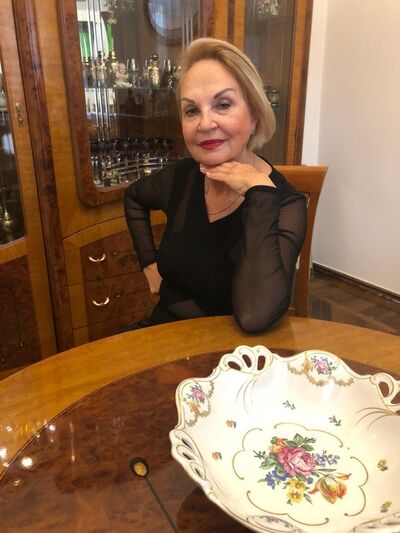  ,   Larisa, 71 ,   ,   , c 