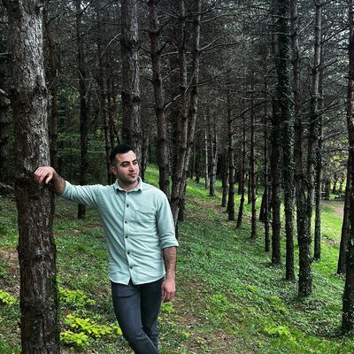  ,   Ali, 24 ,   ,   