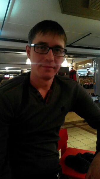  ,   Pavel, 37 ,   ,   