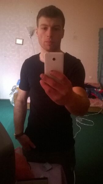  ,   Shakky, 32 ,   