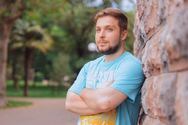  ,   Konstantin, 28 ,   ,   