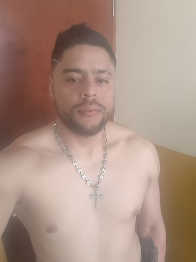  ,   Alejandro, 31 ,   ,   