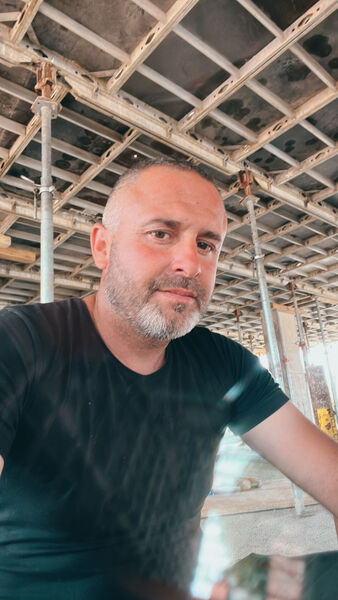  ,   Emre, 40 ,   ,   