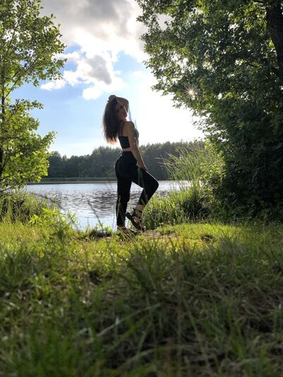  ,   Liza, 19 ,     , c 