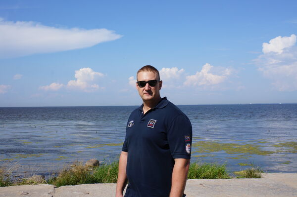  ,   Sergei, 42 ,   ,   