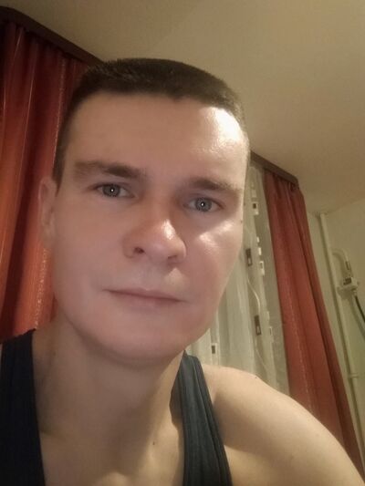  ,   Maksim, 44 ,   ,   , c 
