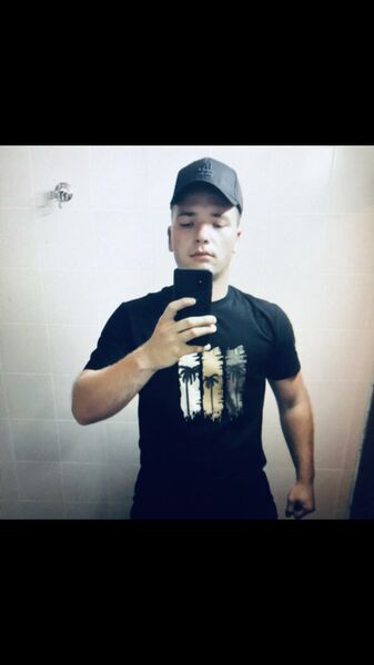  ,   Maxim, 23 ,   ,   , c 